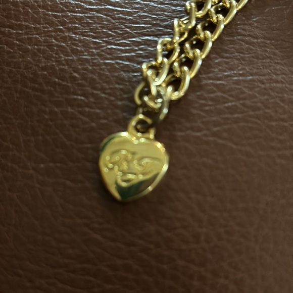 Betsey Johnson tortoiseshell heart sunglasses 🤎 - Picture 8 of 9